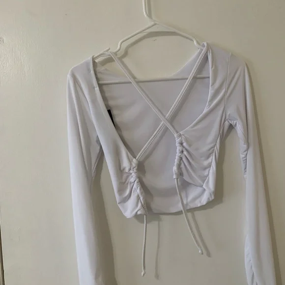 Top - Picture 2 of 3